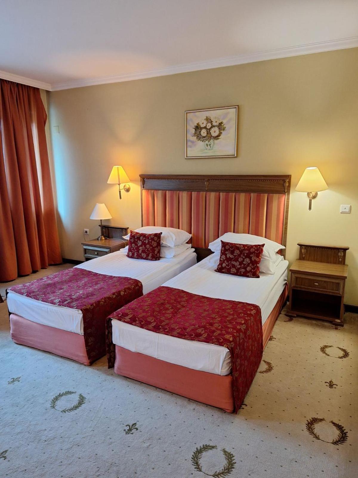 Efir Hotel Stara Zagora Eksteriør billede
